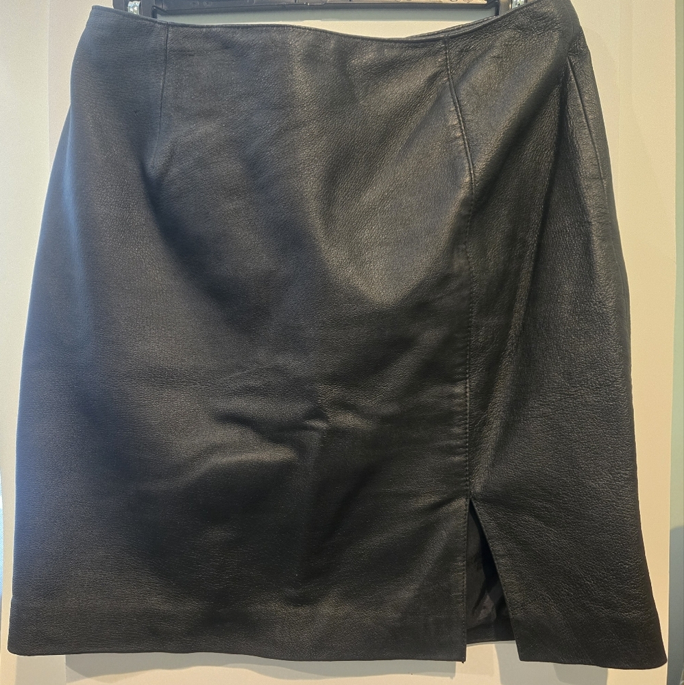 Newport News Black Leather Pencil Skirt